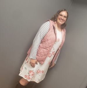 Meet your Posher, Esther